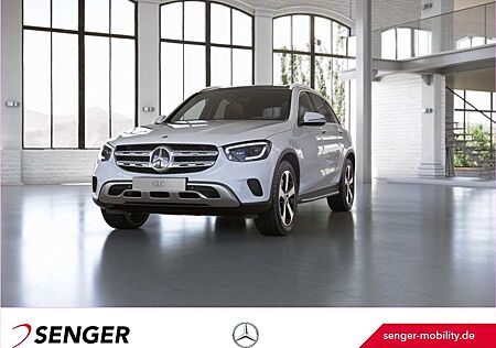 Mercedes-Benz GLC 300 e 4M Rückfahrkamera Panorama Multibeam