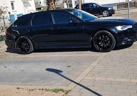 Audi A6 Avant 3.0 TDI S tronic