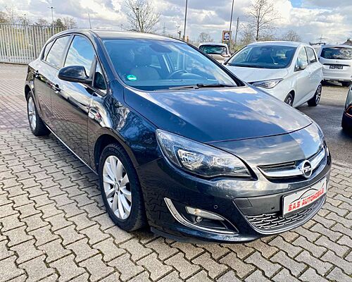 Opel Astra J Lim. 5-trg. Active