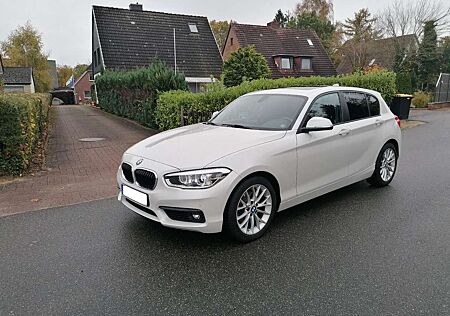 BMW 120 iA Advantag 3Hd*LED*Glasdach*Sportlenkung*PDC