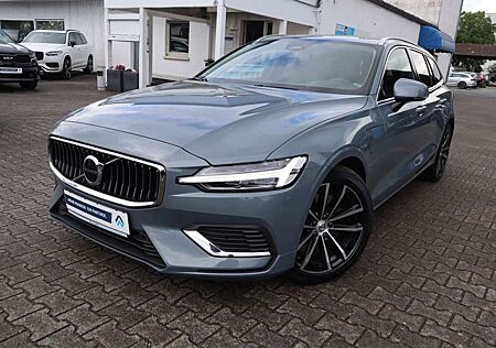 Volvo V60 T6 AWD Recharge Core|NAVI|SHZG|LED|