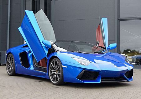 Lamborghini Aventador LP 700-4 Roadster
