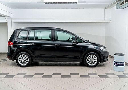 VW Touran Volkswagen Comfortline Herbstaktion bis 15.11.25