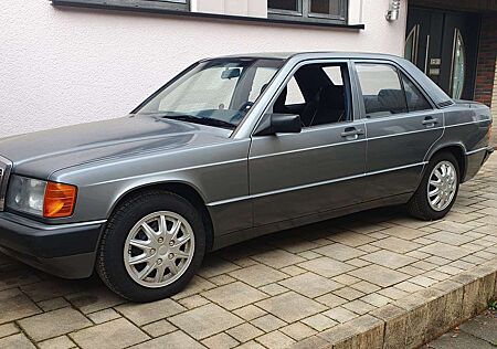 Mercedes-Benz 190 D