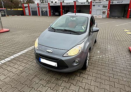 Ford Ka /+ 1.2 Titanium