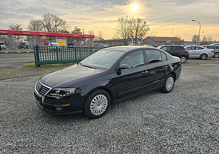 VW Passat Volkswagen Lim. Trendline TÜV NEU