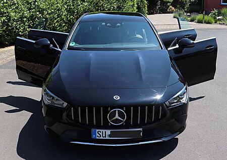 Mercedes-Benz CLA 180 Shooting Brake Progressive