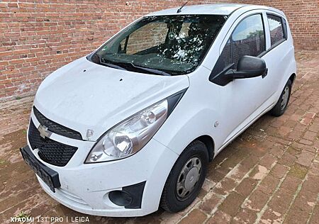 Chevrolet Spark Basis 1.0i ohne Klima