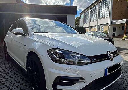 VW Golf Volkswagen 1.5 TSI ACT OPF Highline