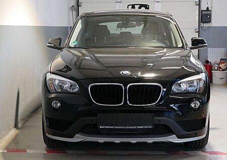 BMW X1 Baureihe 25 d xDrive Volleder Automatik