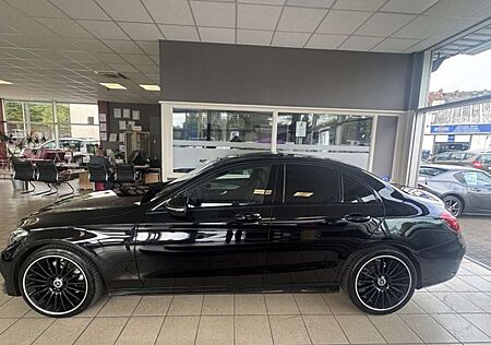 Mercedes-Benz C 180 AMG Line Autom T-Leder Navi el.GSD 19 Zoll