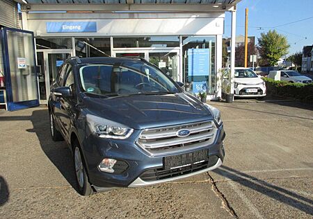 Ford Kuga Cool & Connect