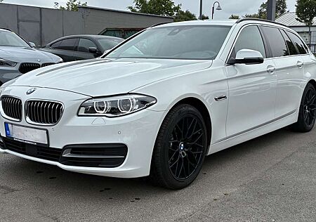 BMW 530d 530 Touring ACC/HUD/H&K/KEYLESS/ADAPTLED/PANO