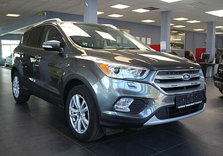 Ford Kuga 1.5 EcoBoost 2x4 Business Edition