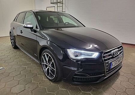 Audi S3 2.0 TFSI S tronic quattro Sportback 18" BBS