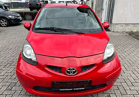 Toyota Aygo Cool,Klima,Alu,KUPPLUNGSATZ und TÜV Neue
