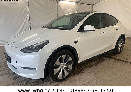 Tesla Model Y Long Range AWD 75 kWh Wärmep Autopilot3