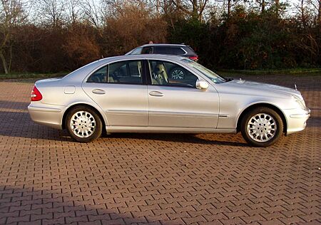 Mercedes-Benz E 200 Kompressor Elegance Automatik # Autogas / 2. Hand
