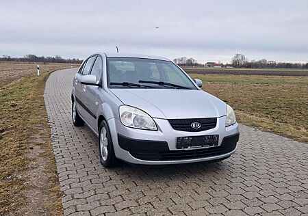 Kia Rio 1.4 EX