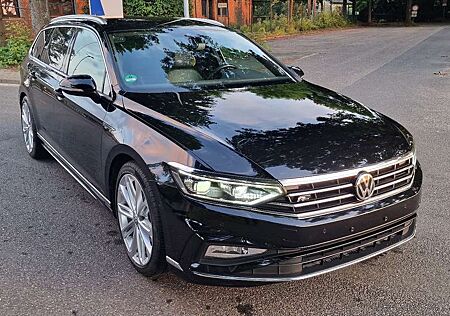 VW Passat Variant Volkswagen 2.0 TDI DSG Elegance RLine Standhzg Virtual Ahk