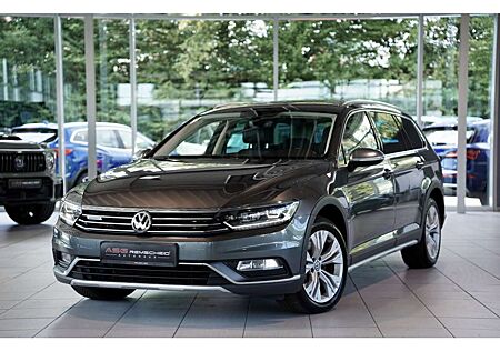 VW Passat Alltrack Volkswagen 4M DSG 1.H *ACC*Digital*Kam*AHK