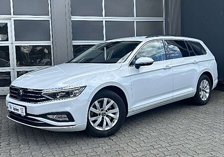 VW Passat Variant Volkswagen Business AHK Shz Navi LED ACC