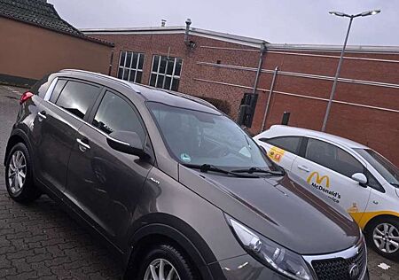 Kia Sportage 2.0 CRDi AWD Aut. Spirit
