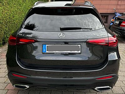 Mercedes-Benz GLC 300 GLC 300 4Matic 9G-TRONIC AMG Line Advanced