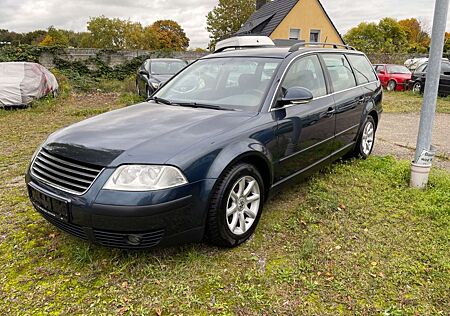 VW Passat Variant Volkswagen Trendline Turbo Navi gepflegt