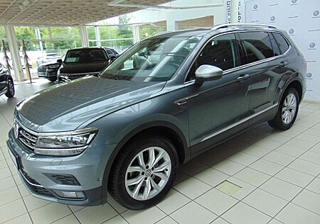 VW Tiguan Allspace Volkswagen Allspace Highline 2.0 TDI DSG 4MOTION / 7 SITZE