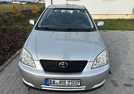 Toyota Corolla 3 Türer, 1.4 Benzin, TÜV 10/2026