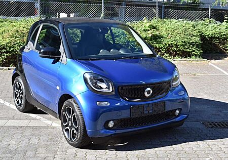 Smart ForTwo coupe PRIME 90PS LEDER TÜV NEU