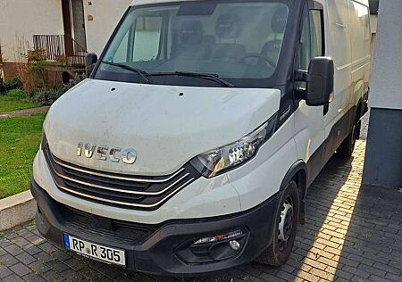 Iveco Daily 35 S 18HA8 V