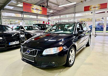 Volvo V70 gebraucht kaufen Volvo V70 Momentum 2.0d D3 Aut. SDH AHK