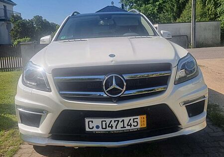 Mercedes-Benz GL 63 AMG 4Matic AMG Speedshift Plus 7G-TRONIC