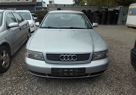 Audi A4 1.6