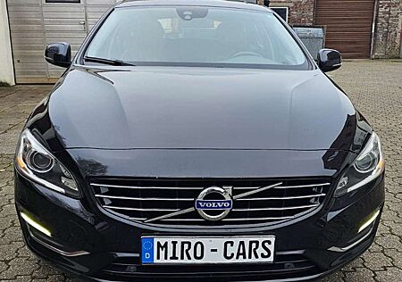 Volvo V60 D6 Plug-In-Hybrid AWD Geartronic Summum