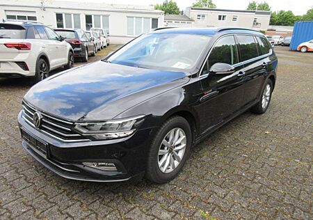 VW Passat Variant Volkswagen Business 2.0 TDI DSG NAVI AHK LED ALU APS SITZHZG