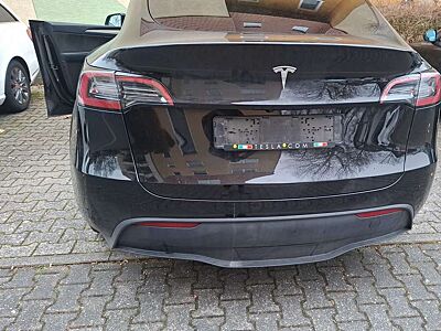 Tesla Model Y Standard