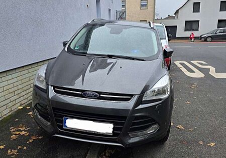 Ford Kuga 2.0 TDCi 4x4 Aut. Titanium