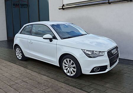 Audi A1 *ambition*Sport*PDC*Sportsitze* Klima Navi