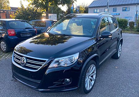 VW Tiguan Volkswagen R-Line,4Motion, Leder, Pano, Rückf.Kamera