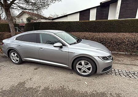 VW Arteon Volkswagen 2.0 TDI SCR DSG
