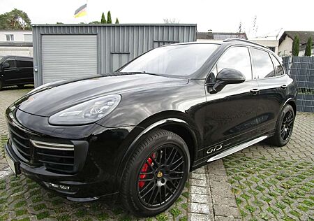 Porsche Cayenne GTS