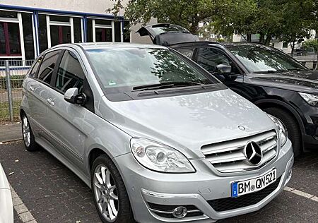 Mercedes-Benz 180 Top gepflegter Mercedes B CDI Automatik