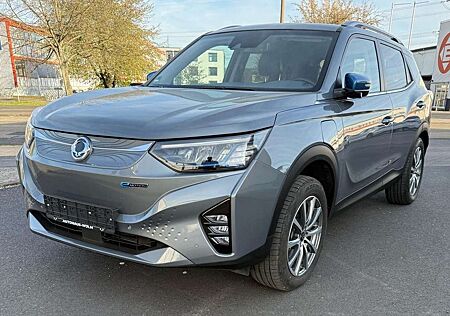 SsangYong Korando E-Motion Titanium
