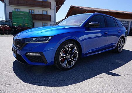Skoda Octavia Combi RS Plus DSG Panorama VC Canton AHK