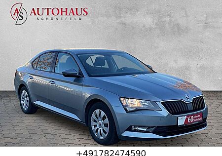 Skoda Superb Lim. Active TEMP SHZ KLIMA PDC CARPLAY