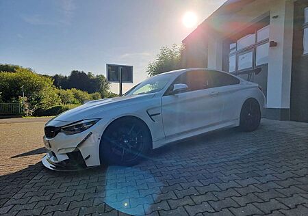 BMW M4 Coupe DKG Competition TRACKTOOL