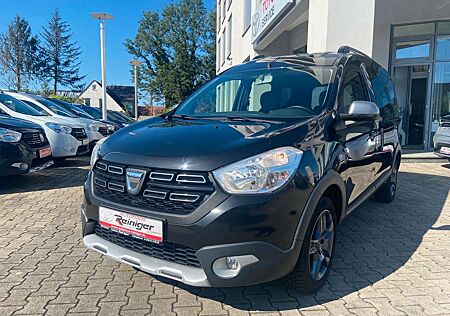 Dacia Dokker Stepway Celebration*SHZ,NAVI,AHK,RFK,PDC